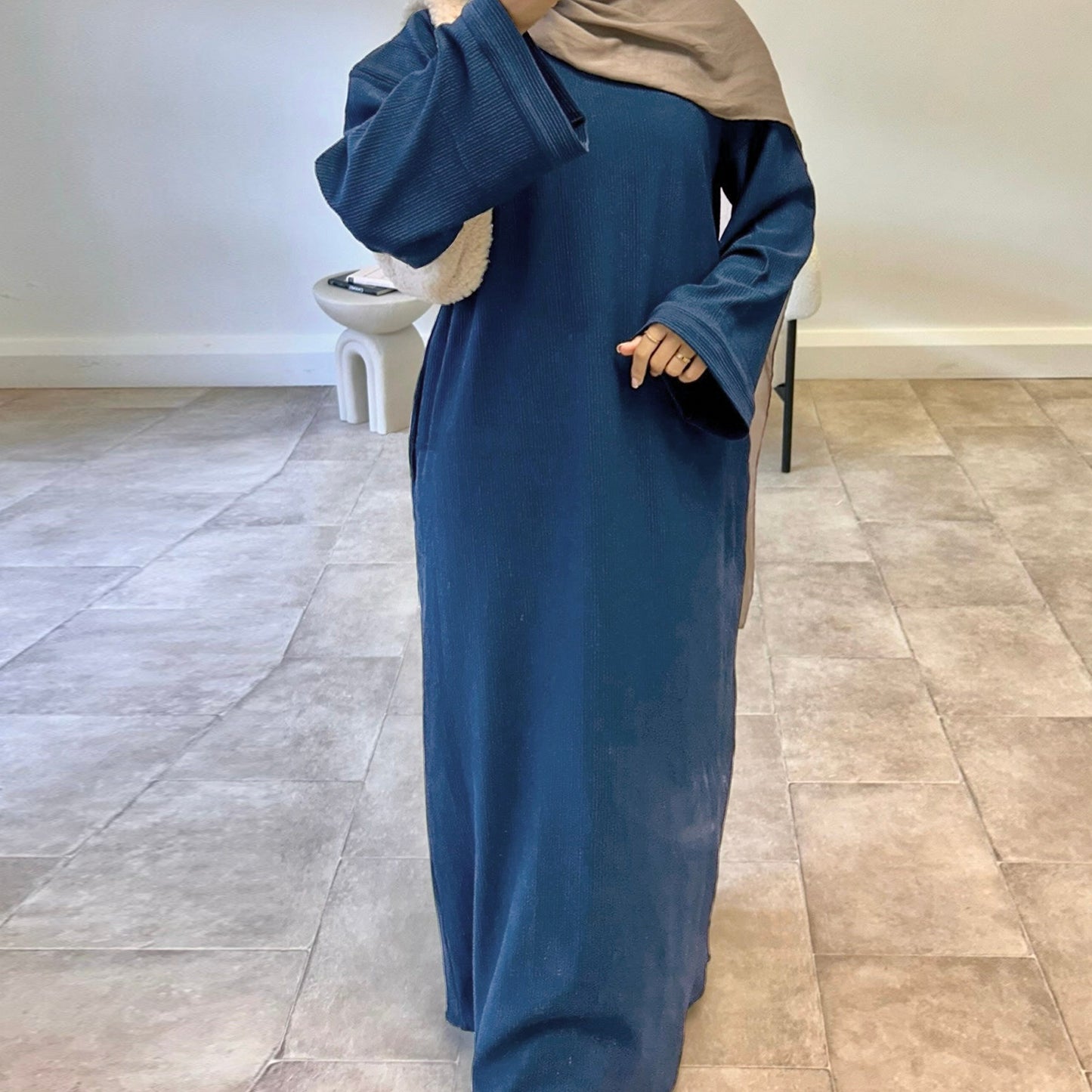 Abaya Layan