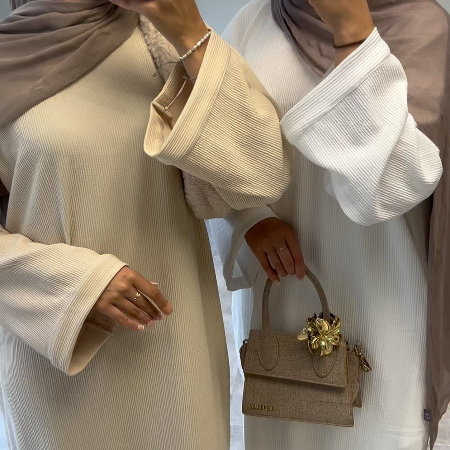 Abaya Layan
