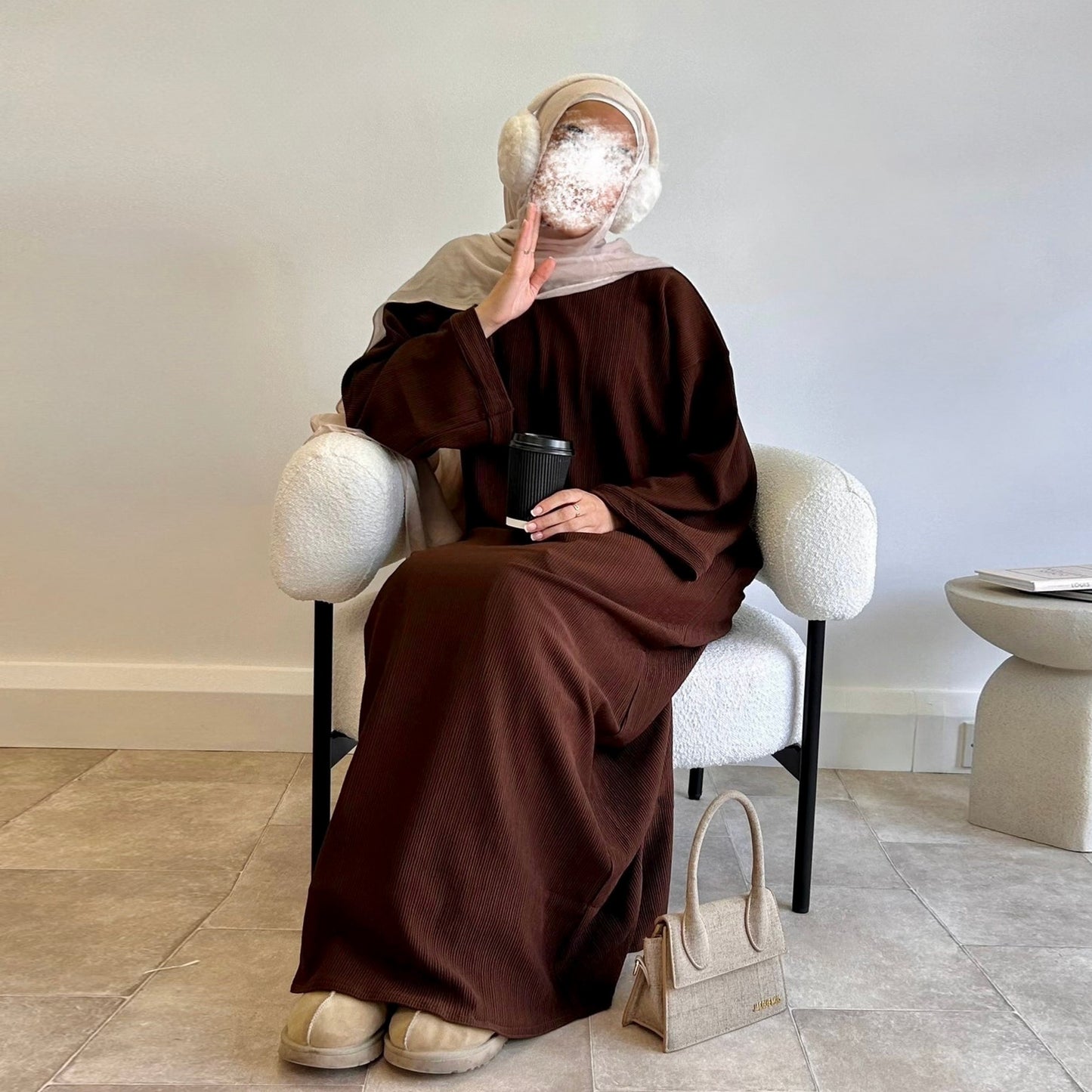Abaya Layan